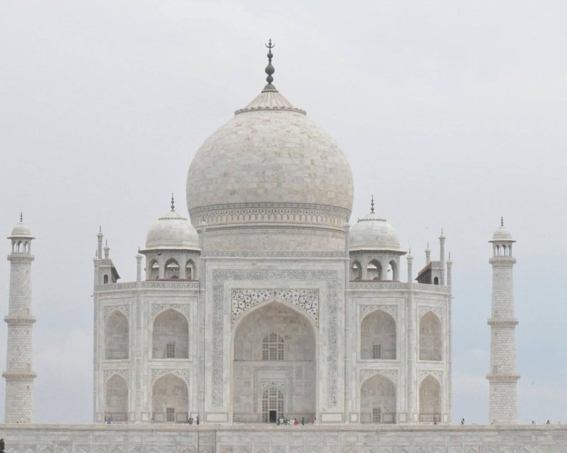 luxury Taj India tours